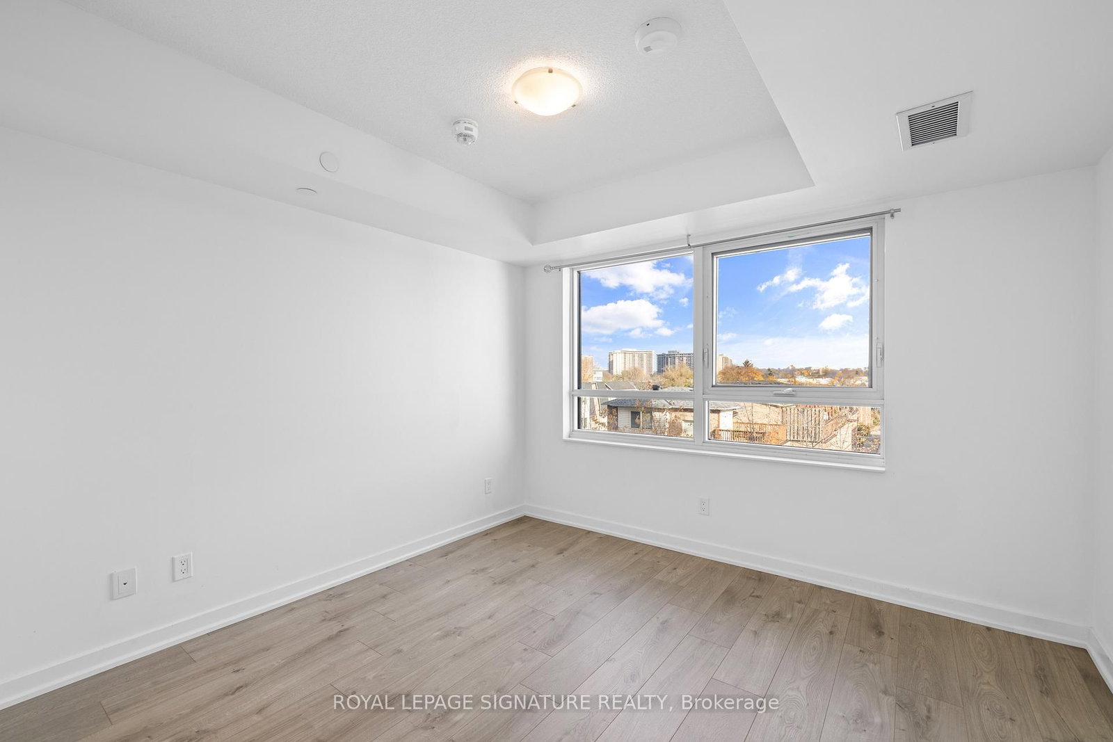 Condo for lease at 416-8 Trent Avenue, Toronto, Ontario, M4C 0A6 - East End-Danforth - MLS: E12904402