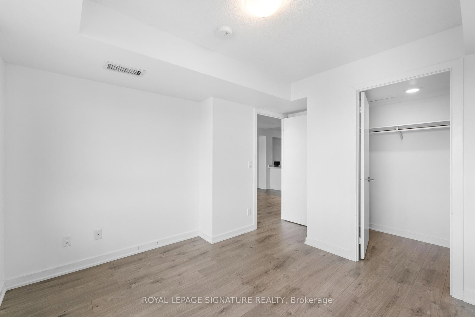 Condo for lease at 416-8 Trent Avenue, Toronto, Ontario, M4C 0A6 - East End-Danforth - MLS: E12904402