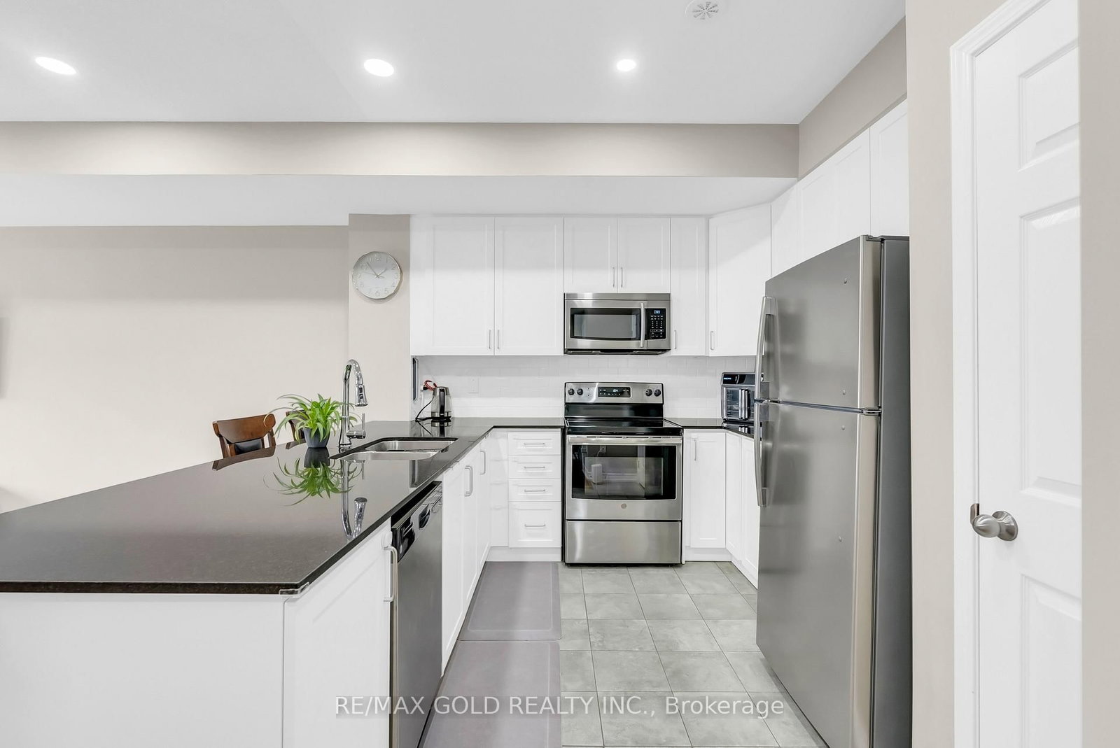 Townhouse for sale at 06-1030 dunsley Way, Whitby, Ontario, L1N 0L5 - Pringle Creek - MLS: E12904590