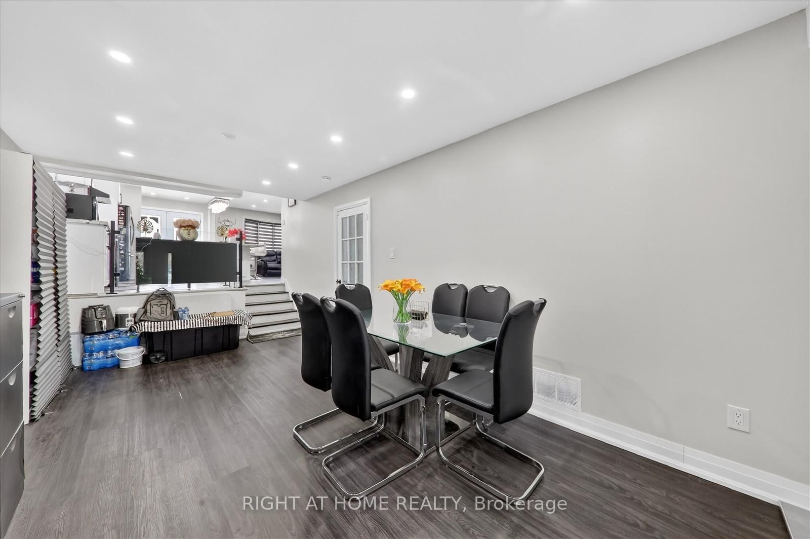 Detached House for sale at 314 Morrish Rd Road, Toronto, Ontario, M1C 1G1 - Highland Creek - MLS: E12905814