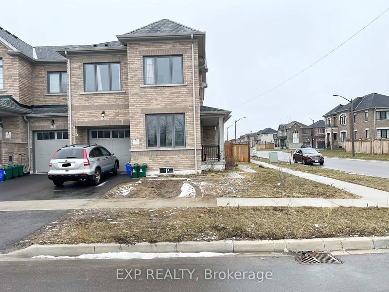 2 Littlewood Dr, Whitby, L1P 0H4 | Image 2