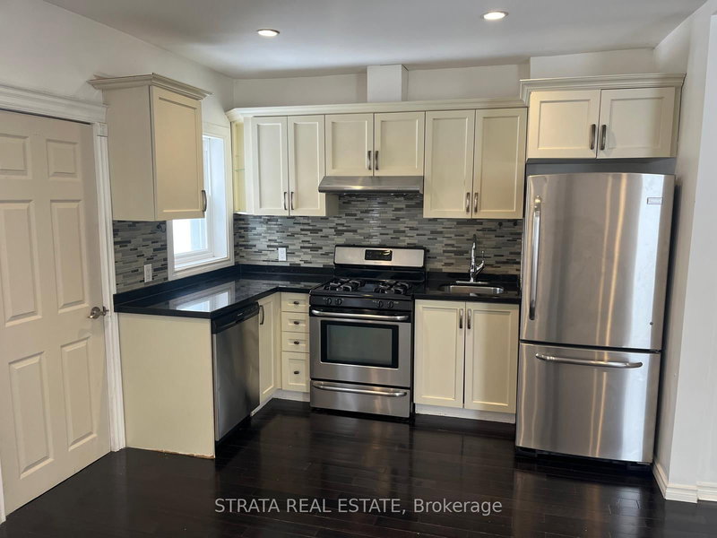 Main - 220 Holborne Ave, Toronto, M4C 2R9 | Image 2