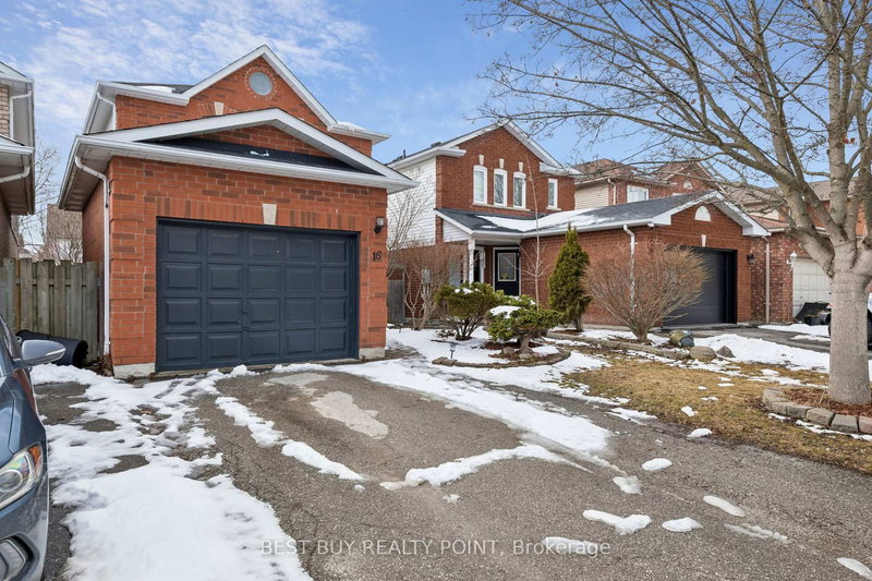 16 Fry Cres, Clarington, L1C 4Y2 | Image 3