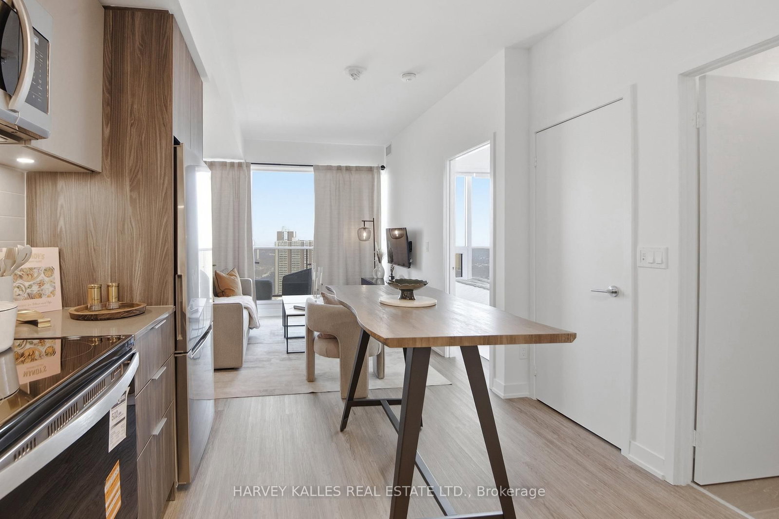 Condo for lease at 1002-100 Eastdale Avenue, Toronto, Ontario, M4C 5A1 - Crescent Town - MLS: E12906732