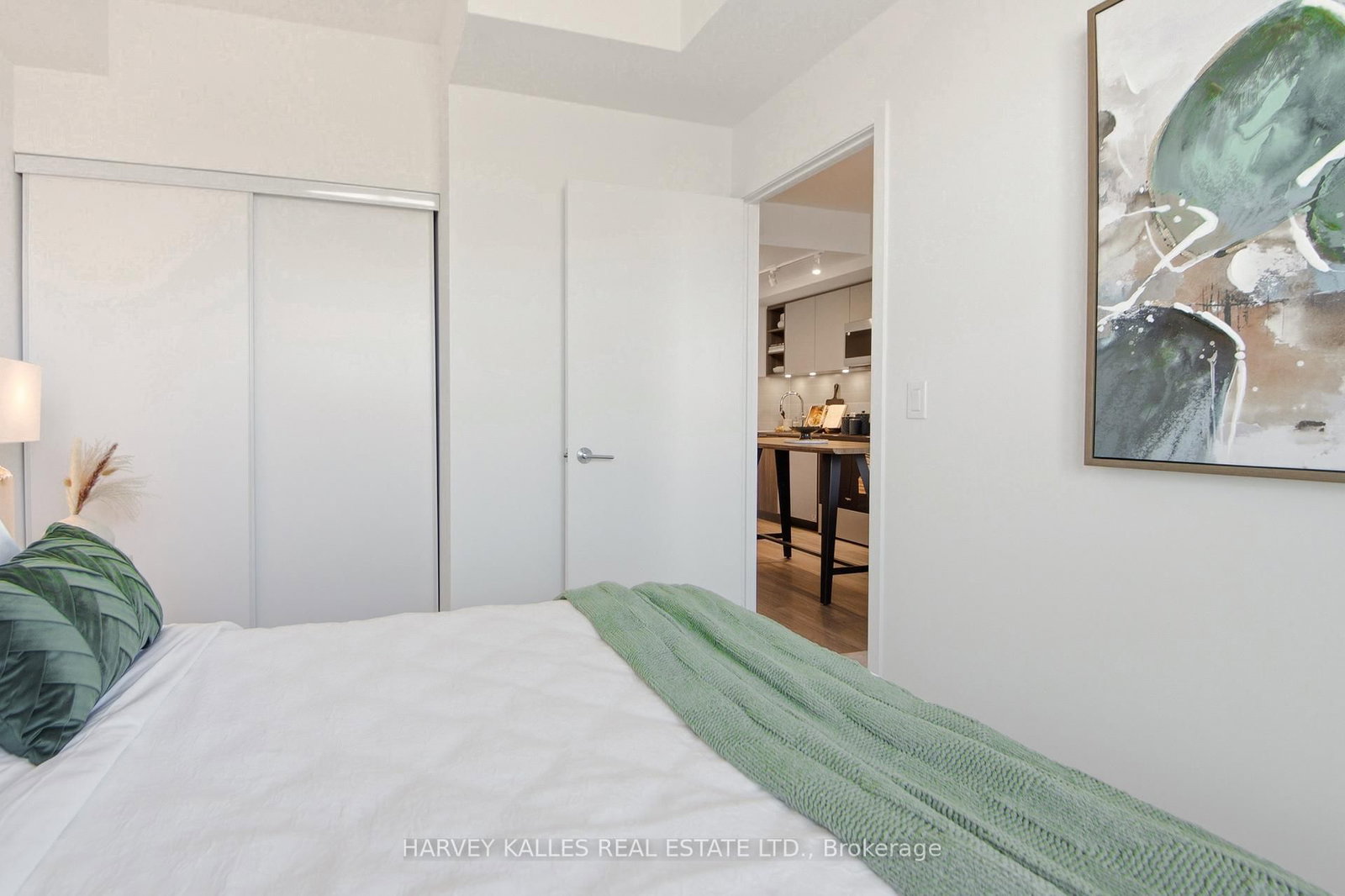 Condo for lease at 1002-100 Eastdale Avenue, Toronto, Ontario, M4C 5A1 - Crescent Town - MLS: E12906732