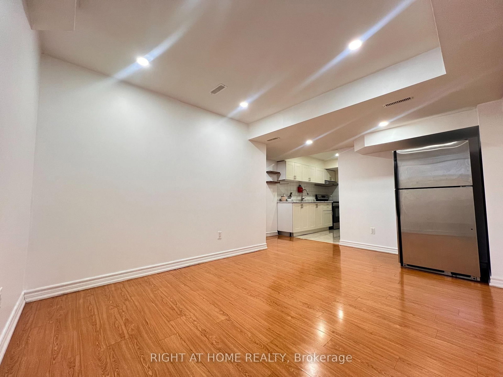 Detached House for lease at BASEMENT-17 Asterfield Drive, Toronto, Ontario, M1E 0B4 - West Hill - MLS: E12907032