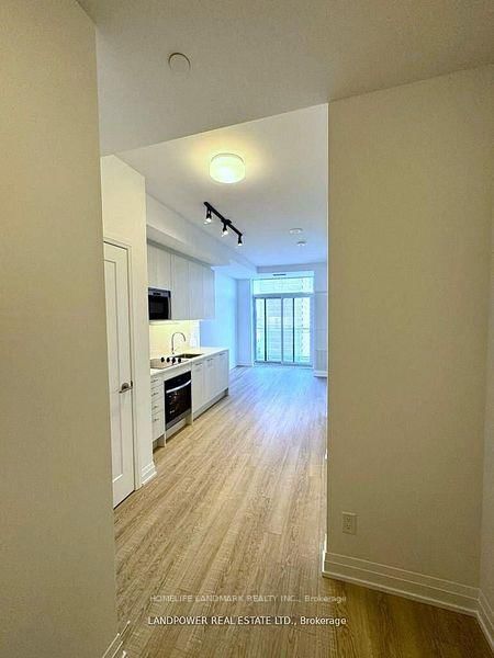 Condo for lease at 806-286 Main Street, Toronto, Ontario, M4C 0B3 - East End-Danforth - MLS: E12907346