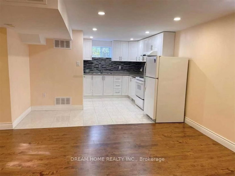 (Lower) - 31 Sancrest Dr, Toronto, M1P 4A6 | Image 2