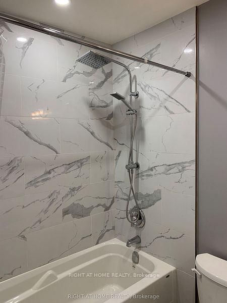 Condo for lease at 208-100 Dundalk Drive, Toronto, Ontario, M1P 4V2 - Dorset Park - MLS: E12907686