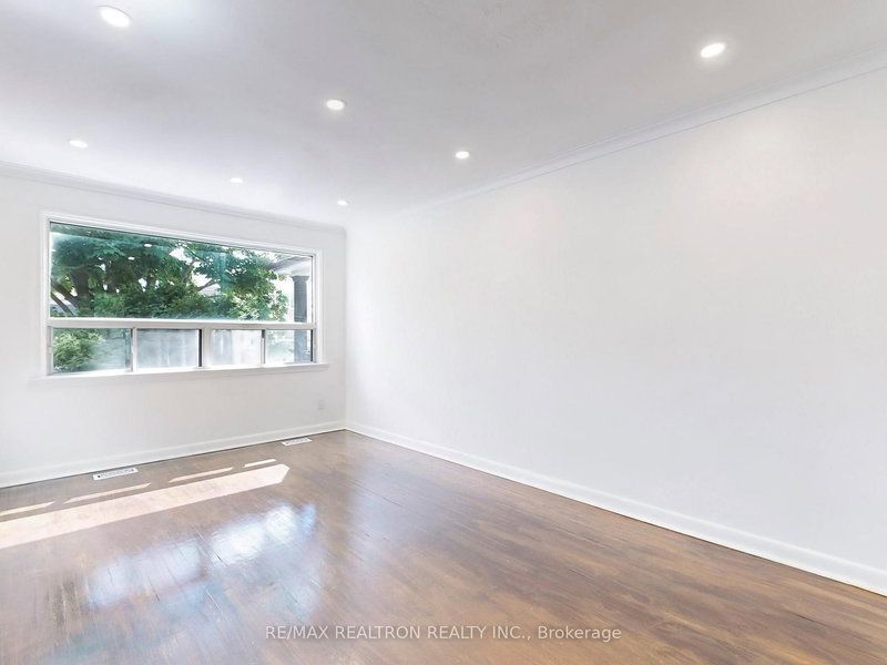 home for lease on Upper-58 Magnolia Avenue