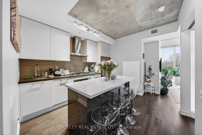 Condo leased at 301-60 Haslett Avenue, Toronto, Ontario, M4L 0A9 - The Beaches - MLS: E12908282