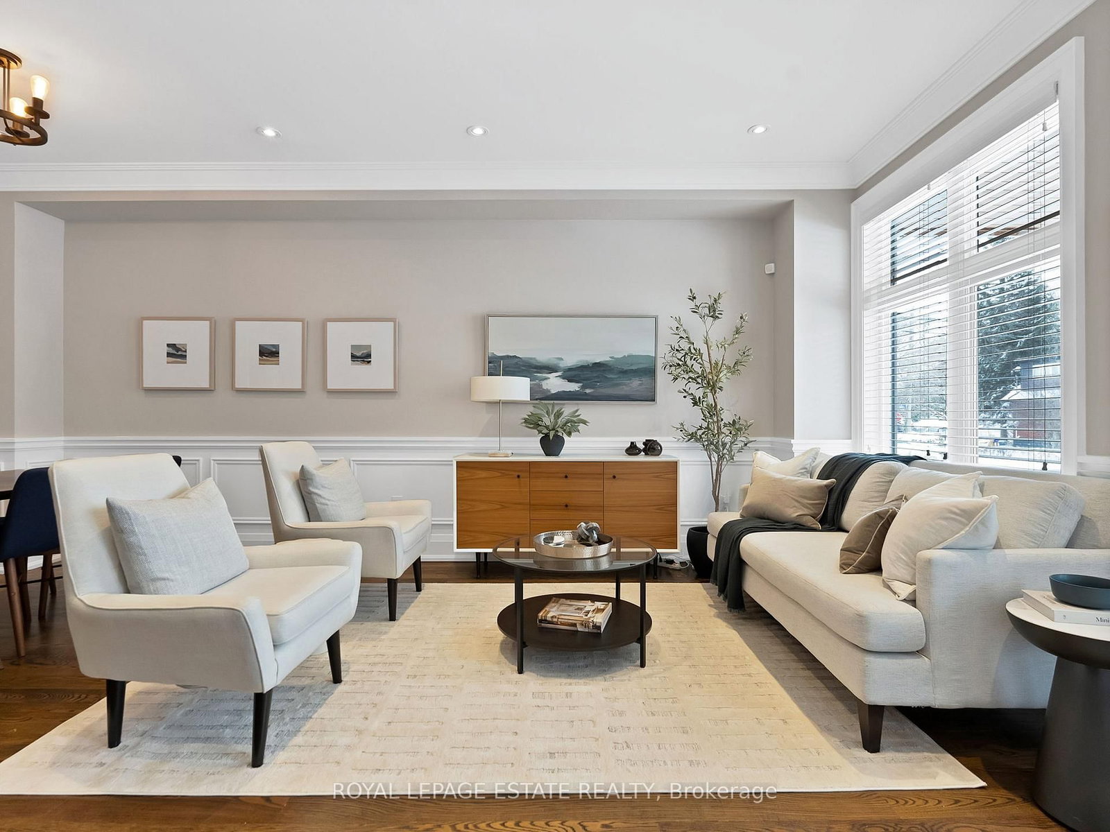 Detached House for sale at 19 Red Deer Avenue, Toronto, Ontario, M1N 2Y9 - Birchcliffe-Cliffside - MLS: E12908674