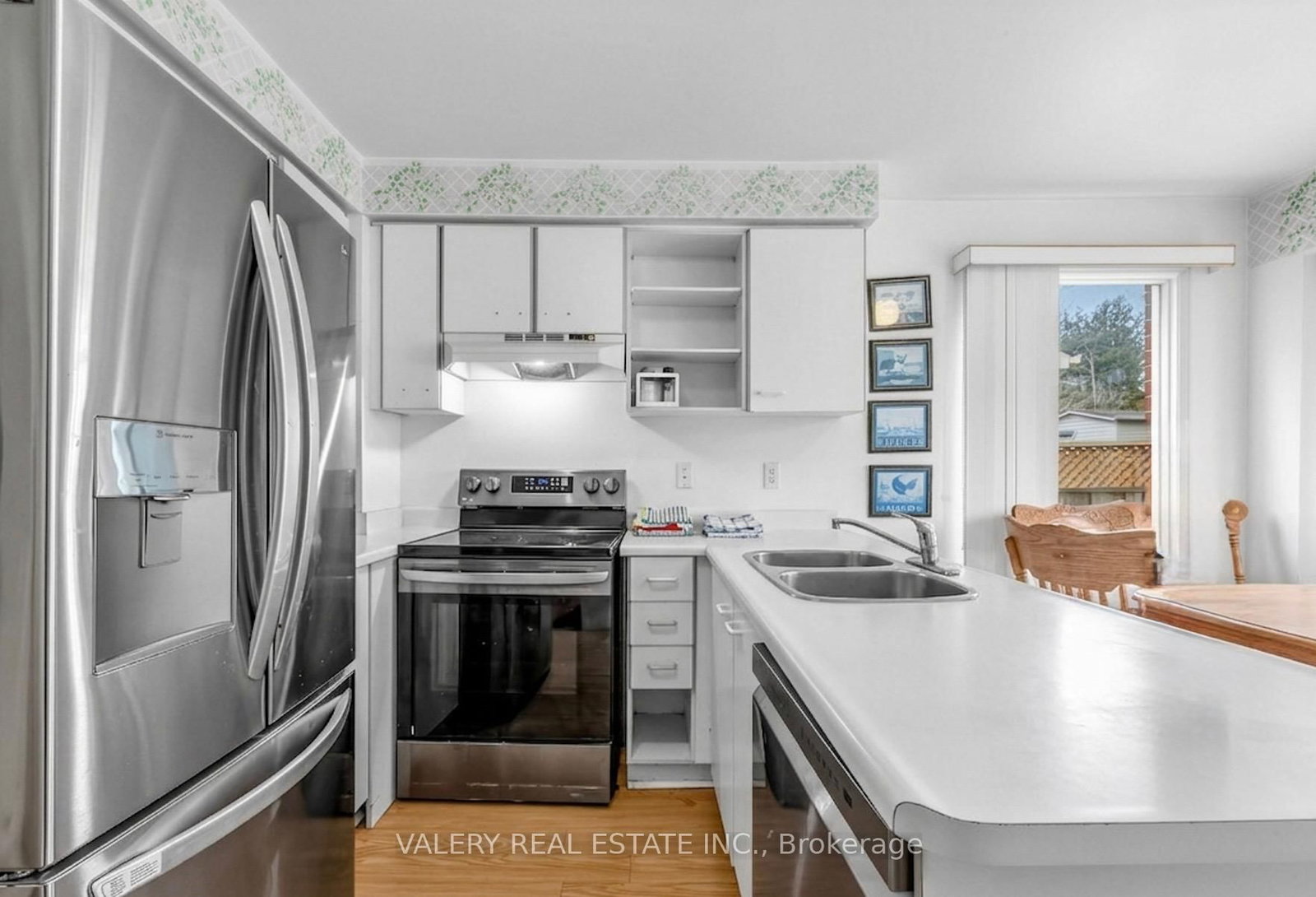 Detached House for sale at 1610 Rawlings Drive, Pickering, Ontario, L1V 5B5 - Liverpool - MLS: E12908704