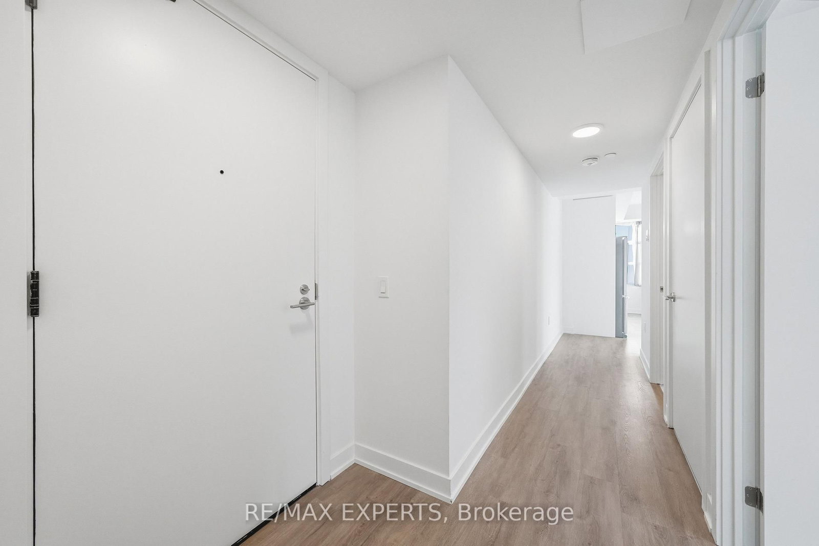 Condo for sale at 334-1614 Charles Street, Whitby, Ontario, L1N 1B9 - Port Whitby - MLS: E12909020