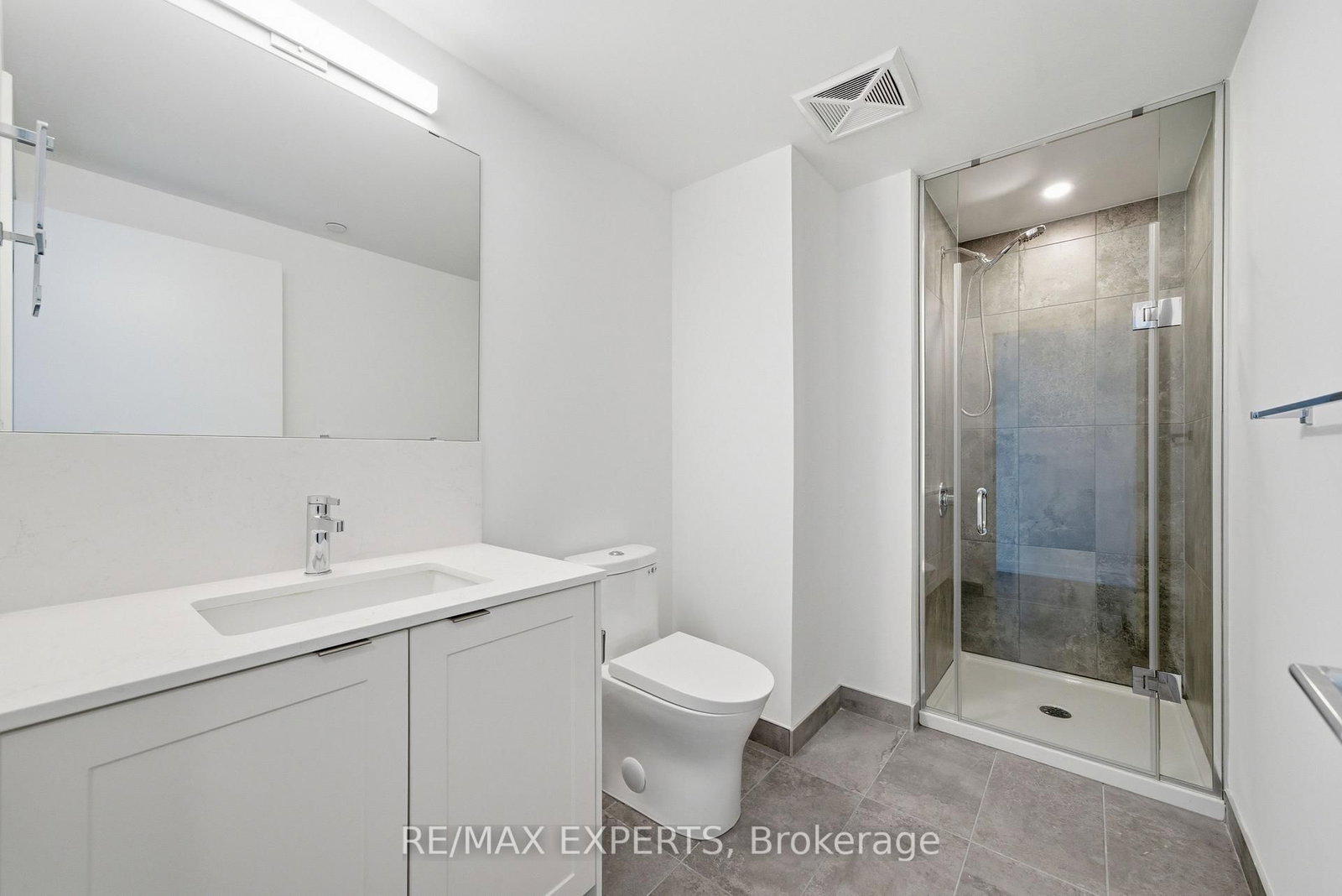 Condo for sale at 334-1614 Charles Street, Whitby, Ontario, L1N 1B9 - Port Whitby - MLS: E12909020