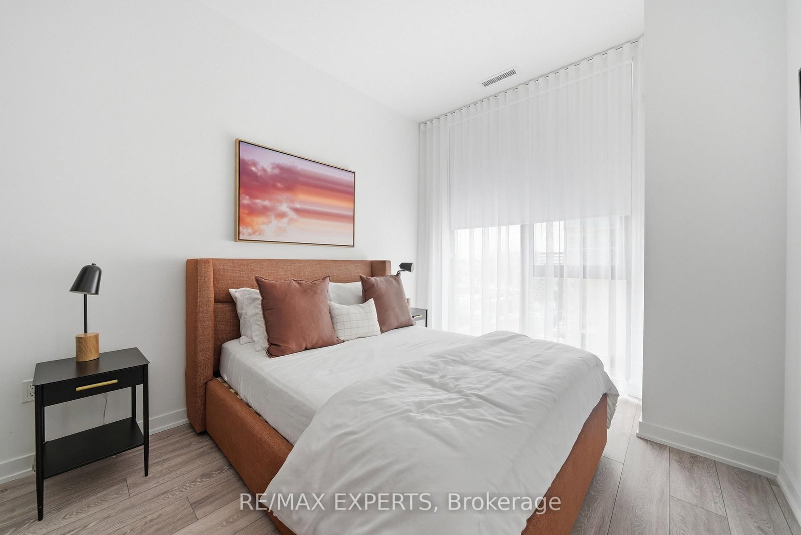 Condo for sale at 334-1614 Charles Street, Whitby, Ontario, L1N 1B9 - Port Whitby - MLS: E12909020