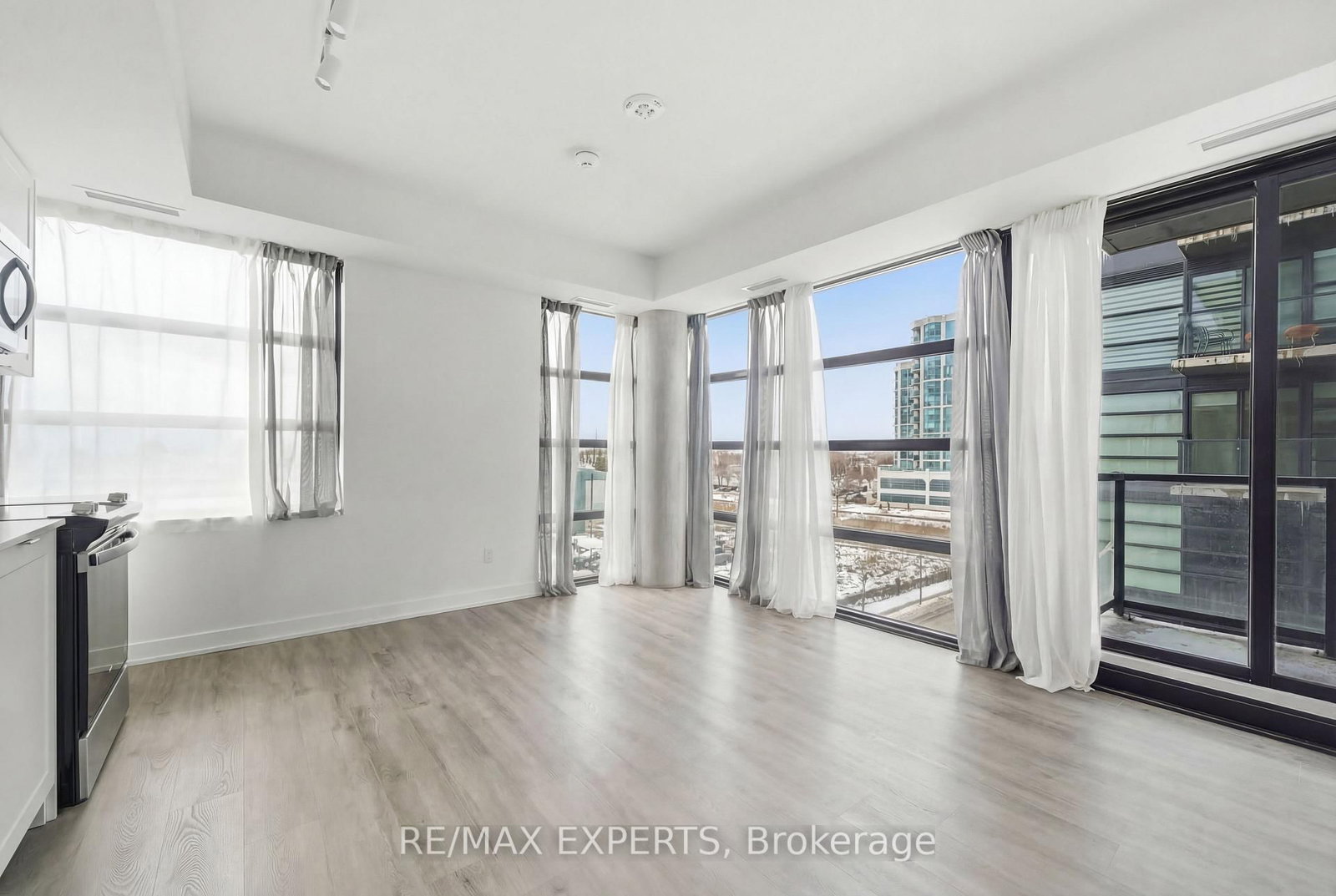 Condo for sale at 334-1614 Charles Street, Whitby, Ontario, L1N 1B9 - Port Whitby - MLS: E12909020