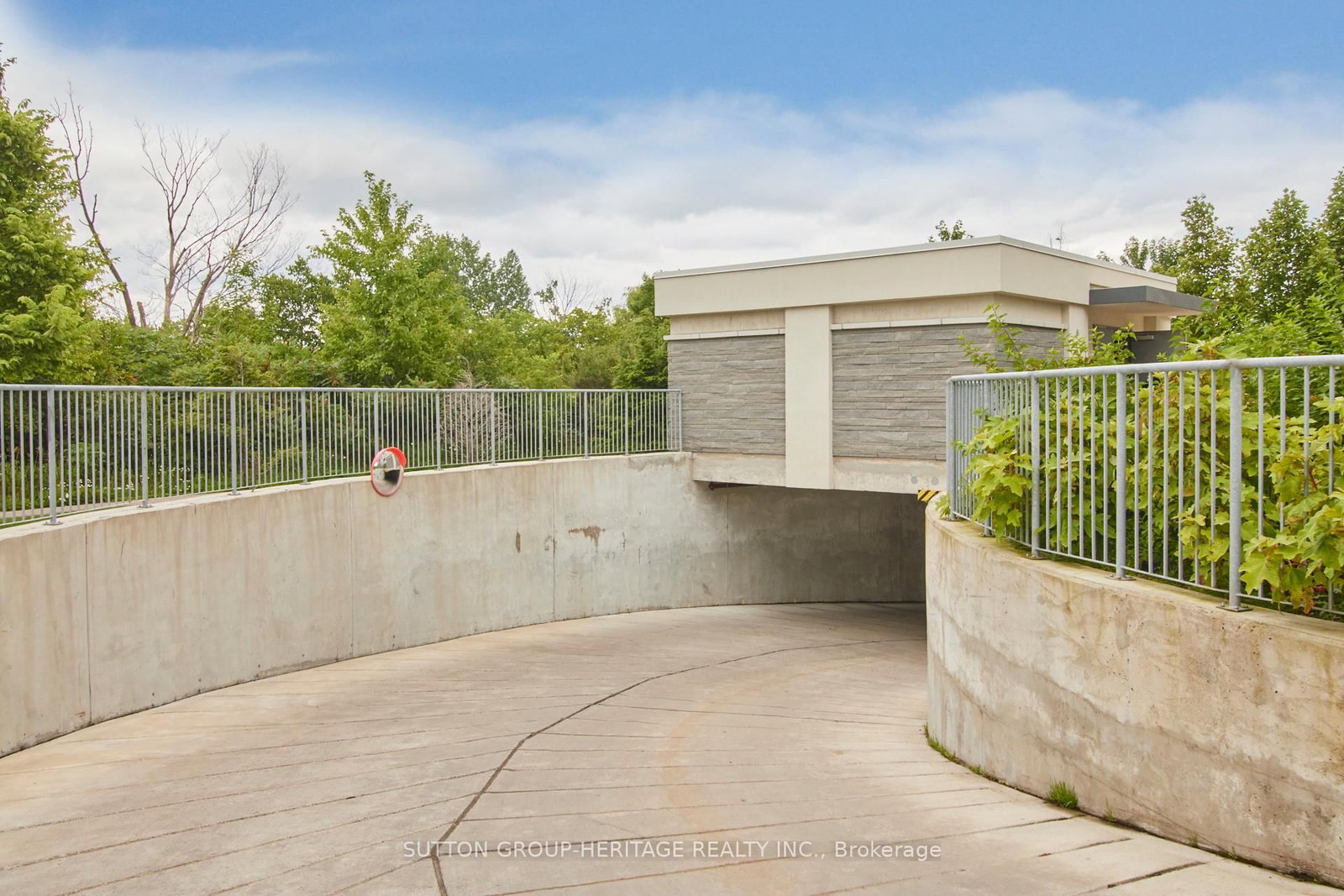 1255 Bayly Street, Unit 203 - Photo 31