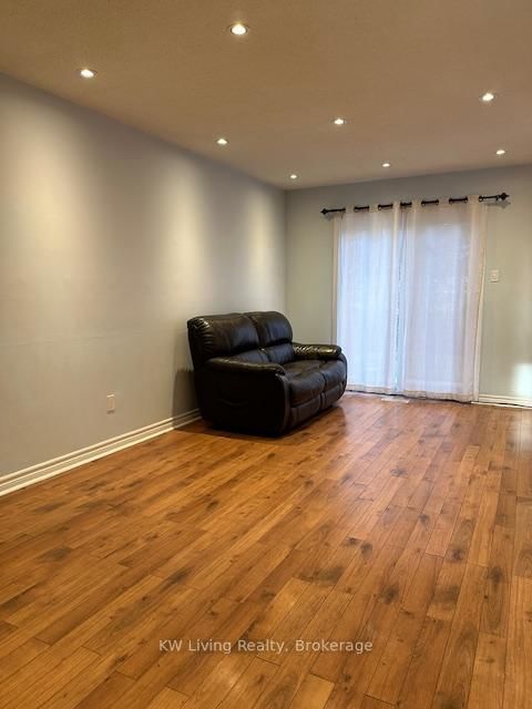 77 Phalen Crescent 5