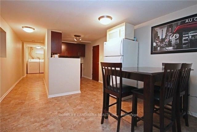 Bsmt - 245 windsor Street