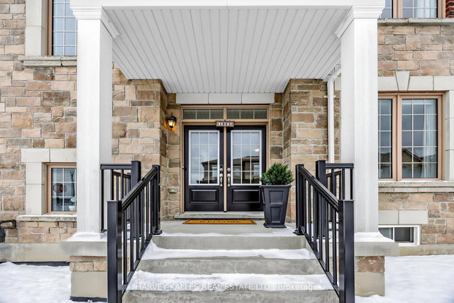 1002 Kingpeak Crescent