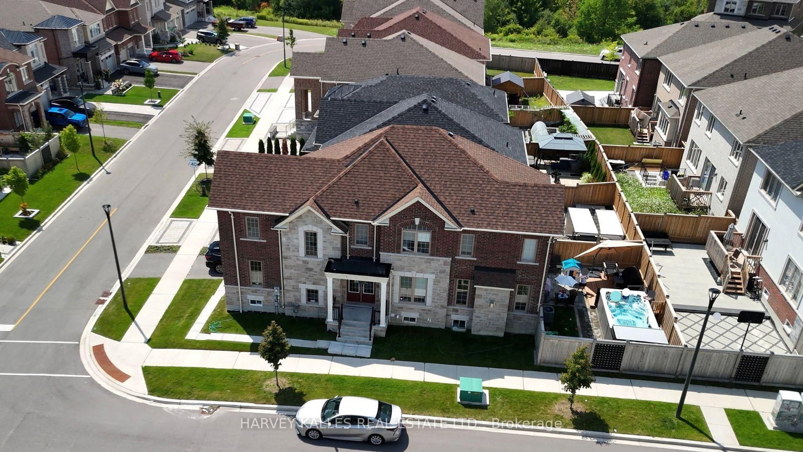 Detached House for sale at 1002 Kingpeak Crescent, Pickering, Ontario, L1X 0H3 - Rural Pickering - MLS: E12910342