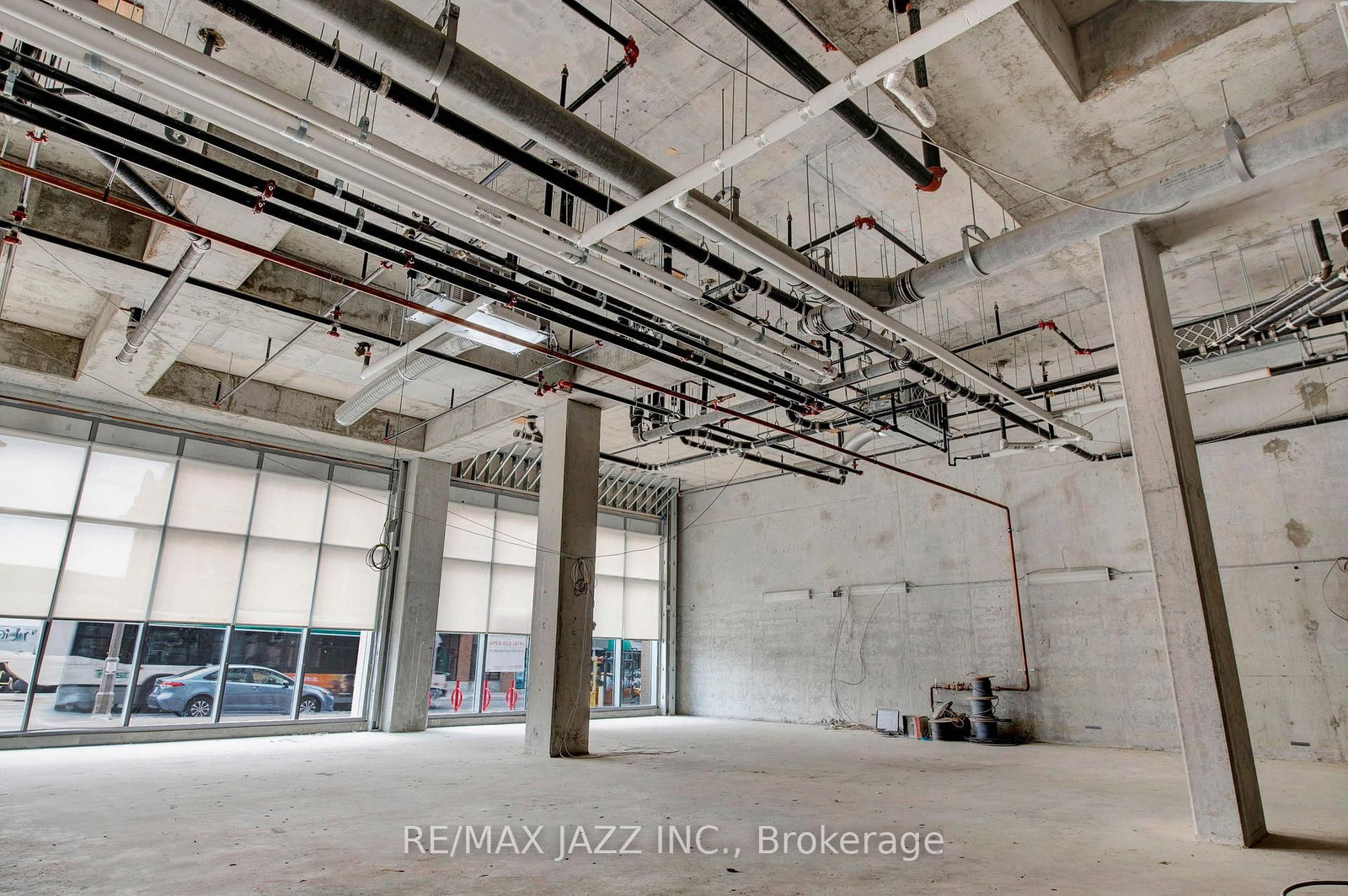 100 Bond Street E, Unit 1 - Photo 12