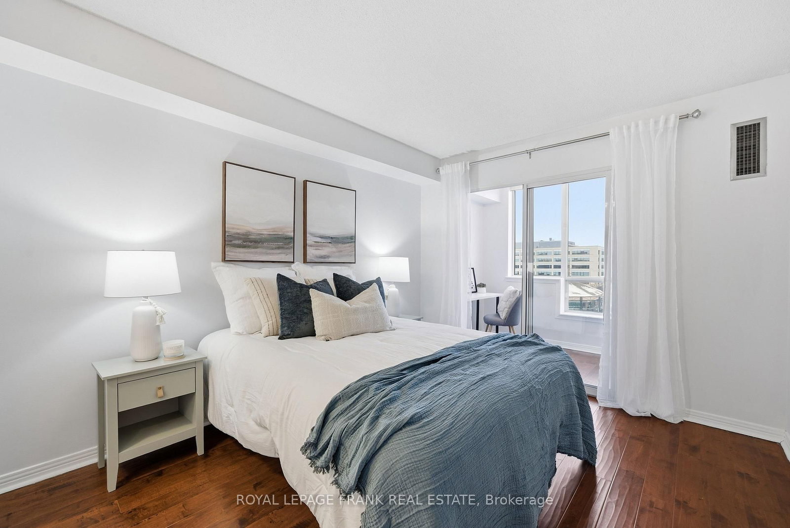 711 Rossland Road E, Unit 710 - Photo 12