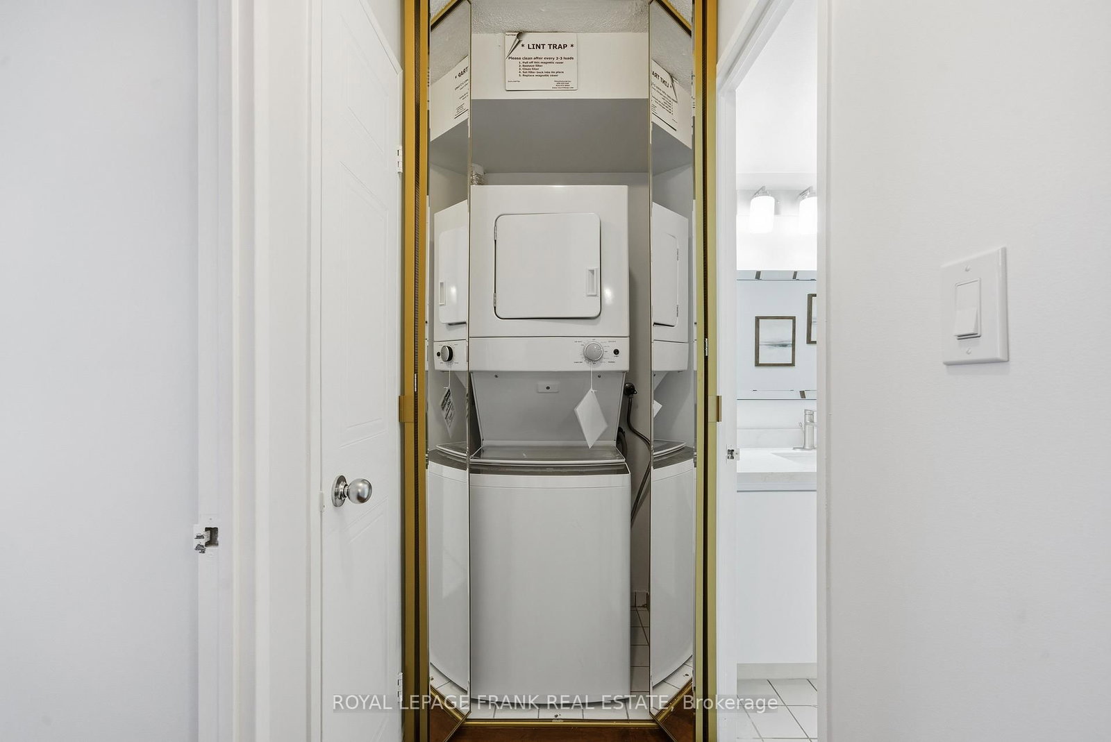 711 Rossland Road E, Unit 710 - Photo 20