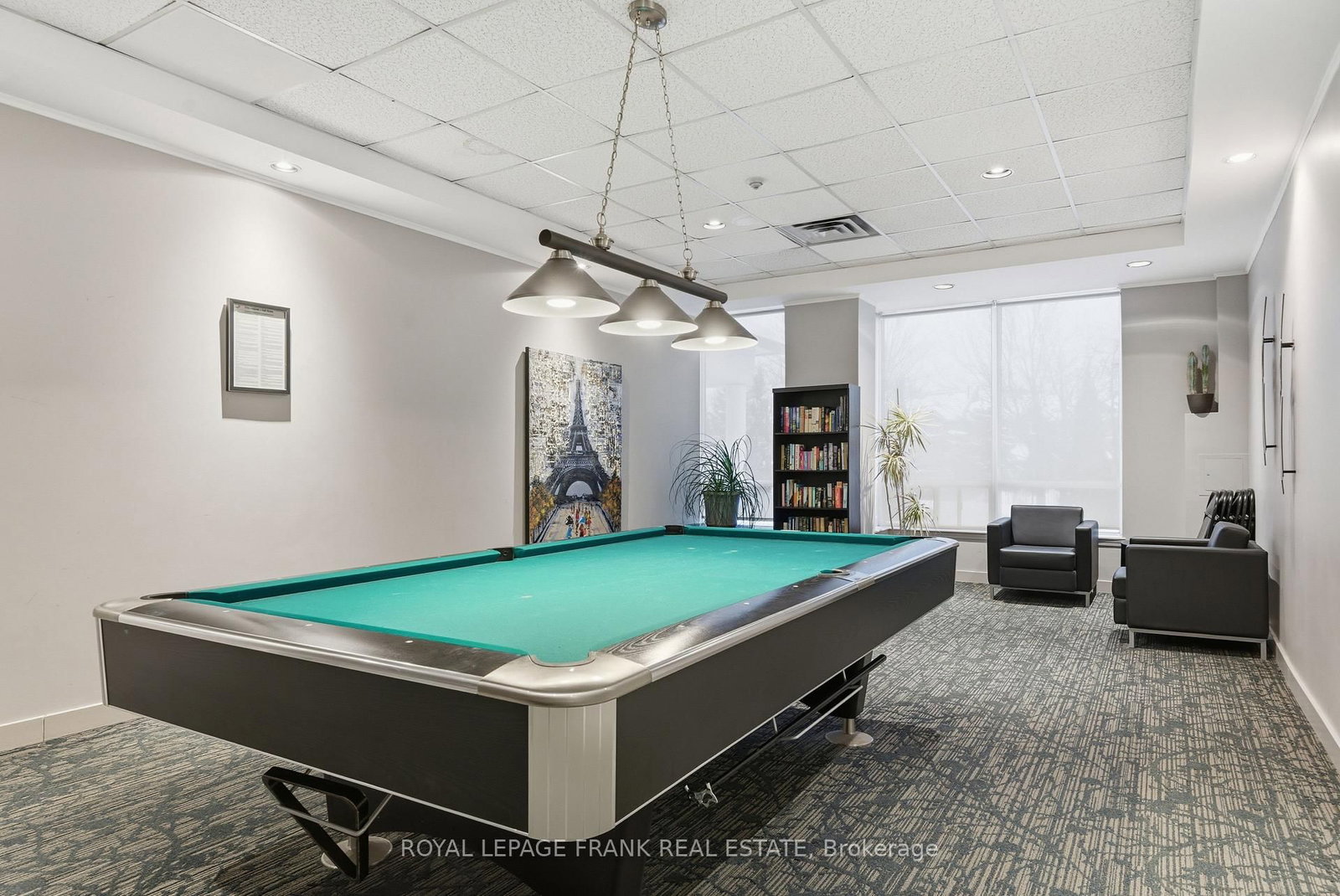 711 Rossland Road E, Unit 710 - Photo 23