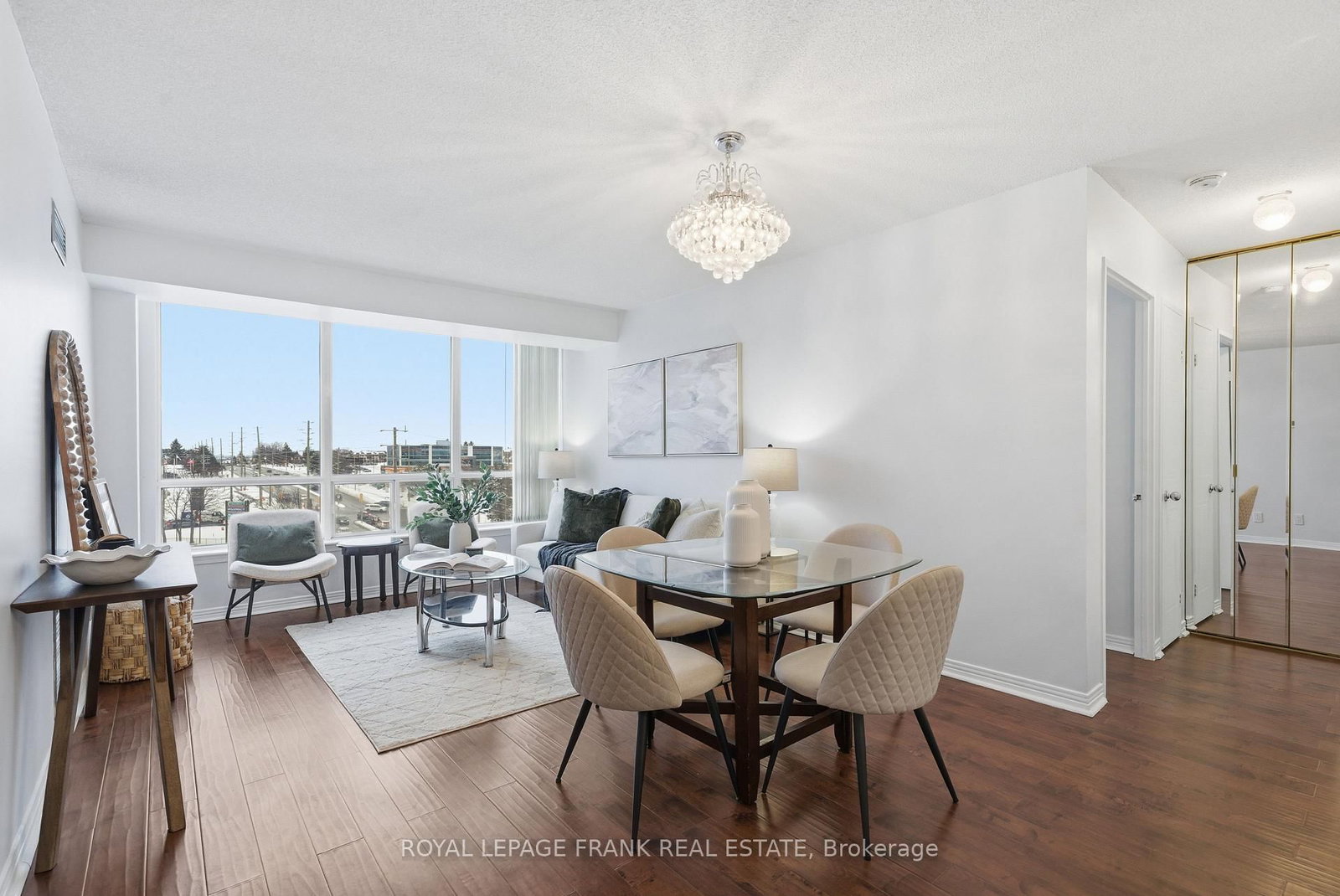 711 Rossland Road E, Unit 710 - Photo 8