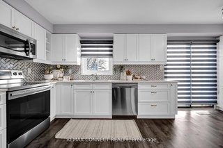 1182 Cedarcroft Crescent