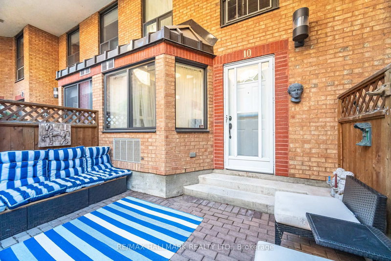 #10 - 2112 Queen St E, Toronto, M4E 1E2 | Image 3