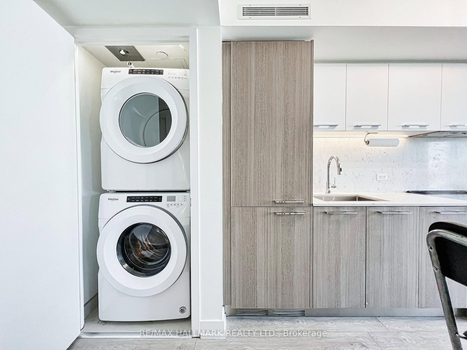 Condo for sale at 721-30 Baseball Place, Toronto, Ontario, M4M 0E8 - South Riverdale - MLS: E12911670