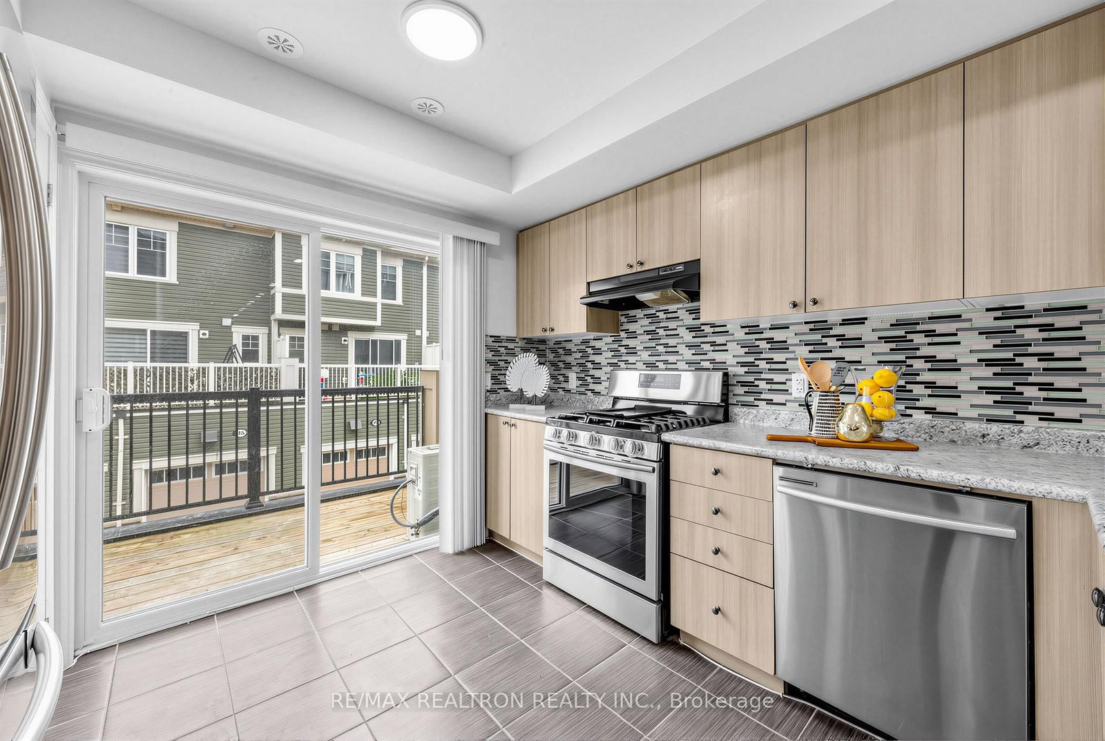 Townhouse for sale at 35-2500 Hill Rise Court, Oshawa, Ontario, L1L 0W2 - Windfields - MLS: E12912080