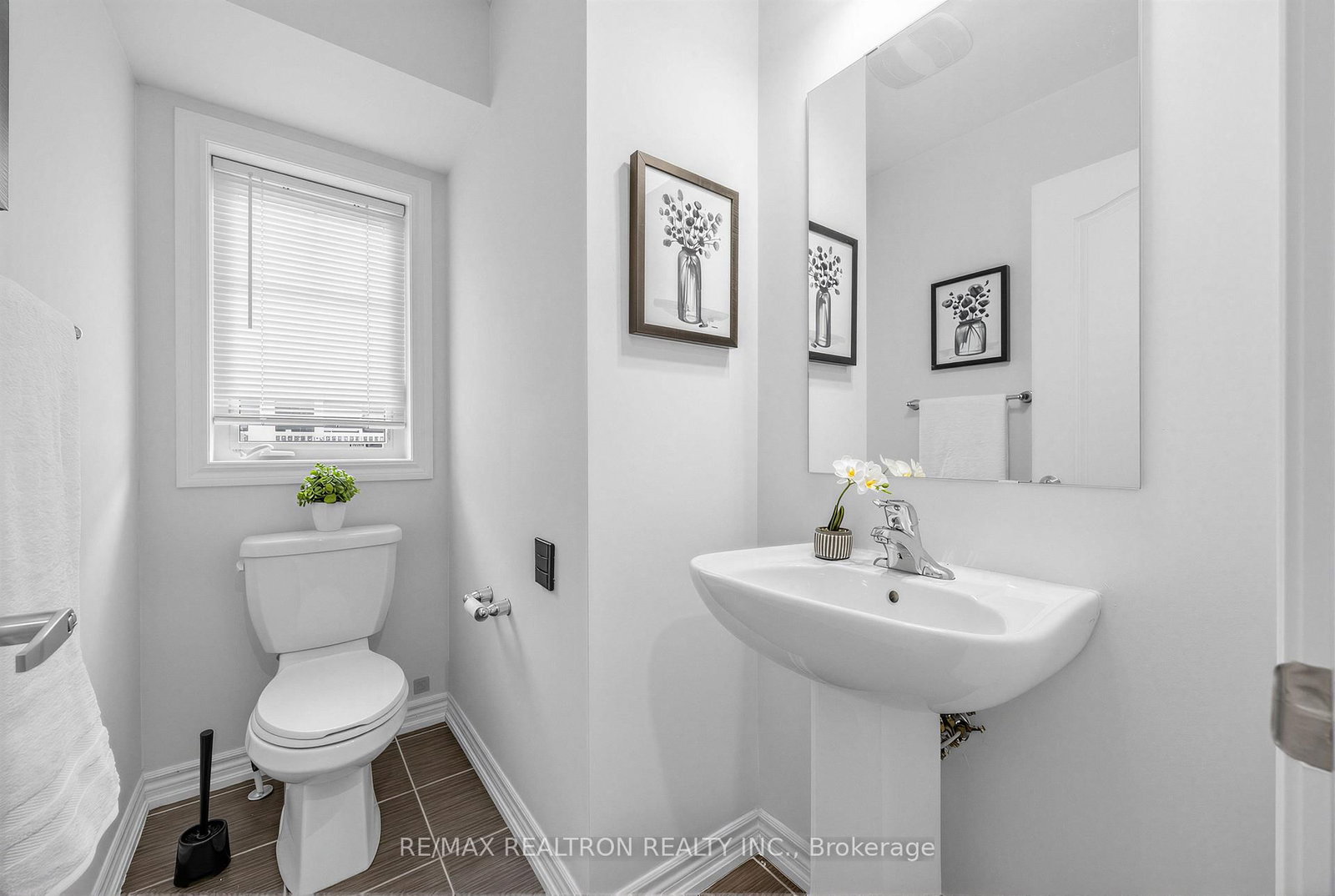 Townhouse for sale at 35-2500 Hill Rise Court, Oshawa, Ontario, L1L 0W2 - Windfields - MLS: E12912080