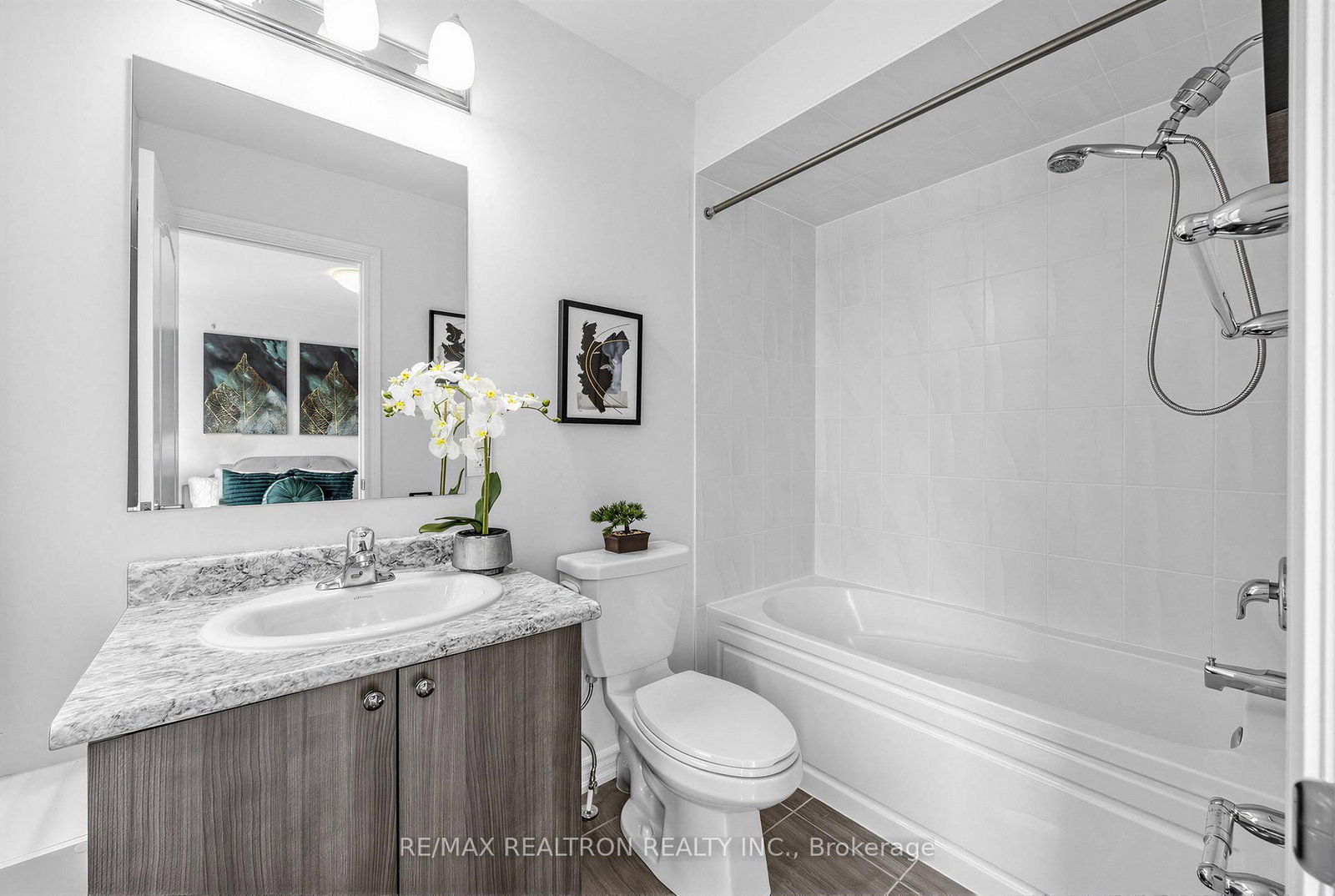 Townhouse for sale at 35-2500 Hill Rise Court, Oshawa, Ontario, L1L 0W2 - Windfields - MLS: E12912080