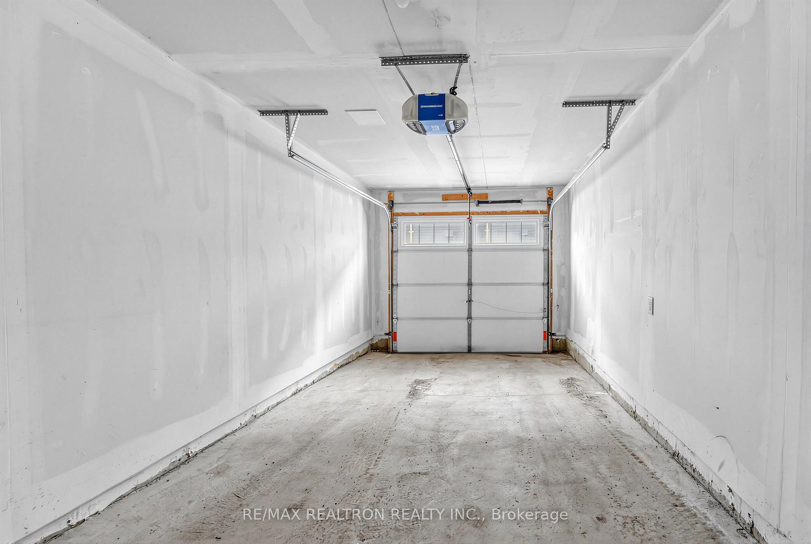 Townhouse for sale at 35-2500 Hill Rise Court, Oshawa, Ontario, L1L 0W2 - Windfields - MLS: E12912080