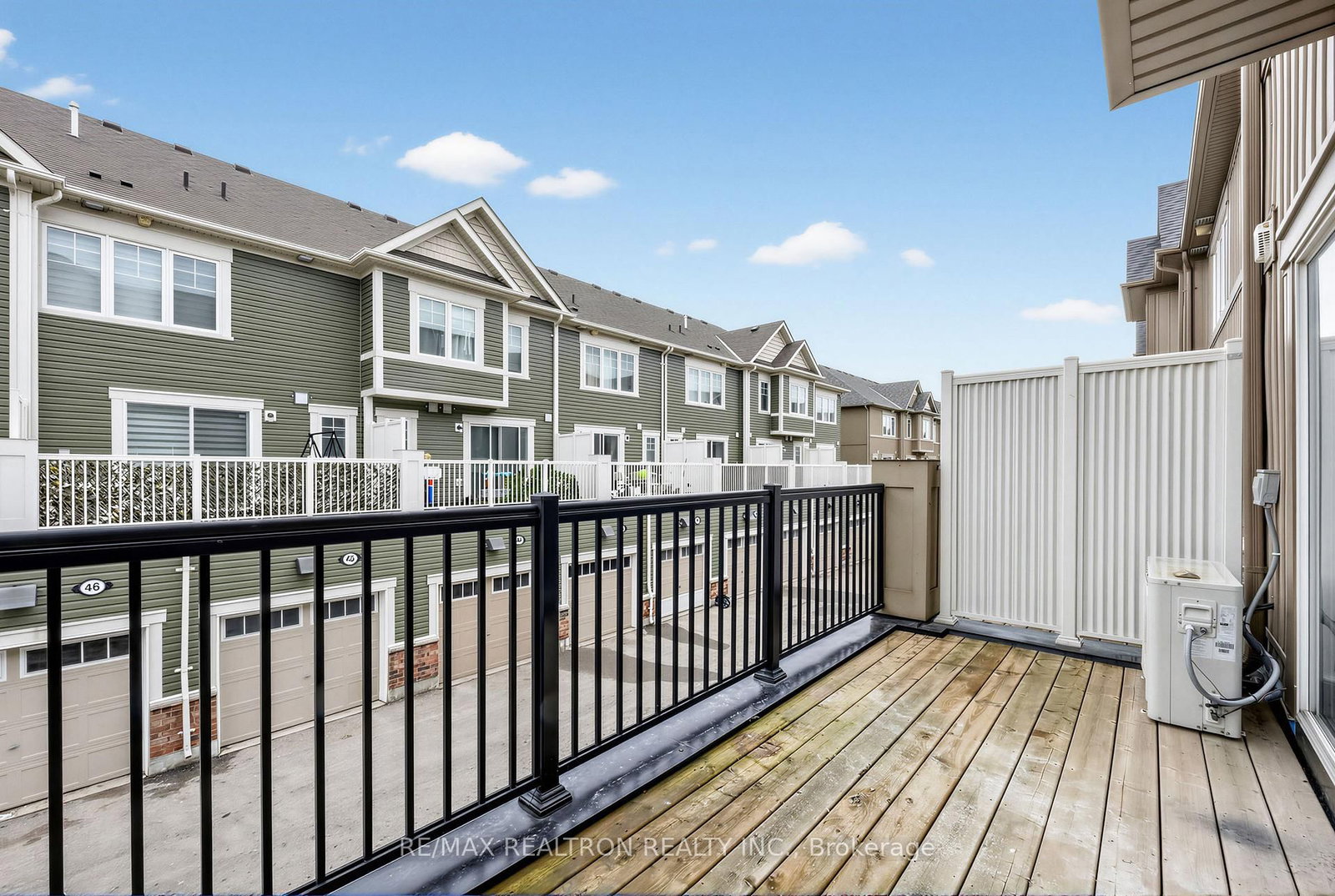 Townhouse for sale at 35-2500 Hill Rise Court, Oshawa, Ontario, L1L 0W2 - Windfields - MLS: E12912080