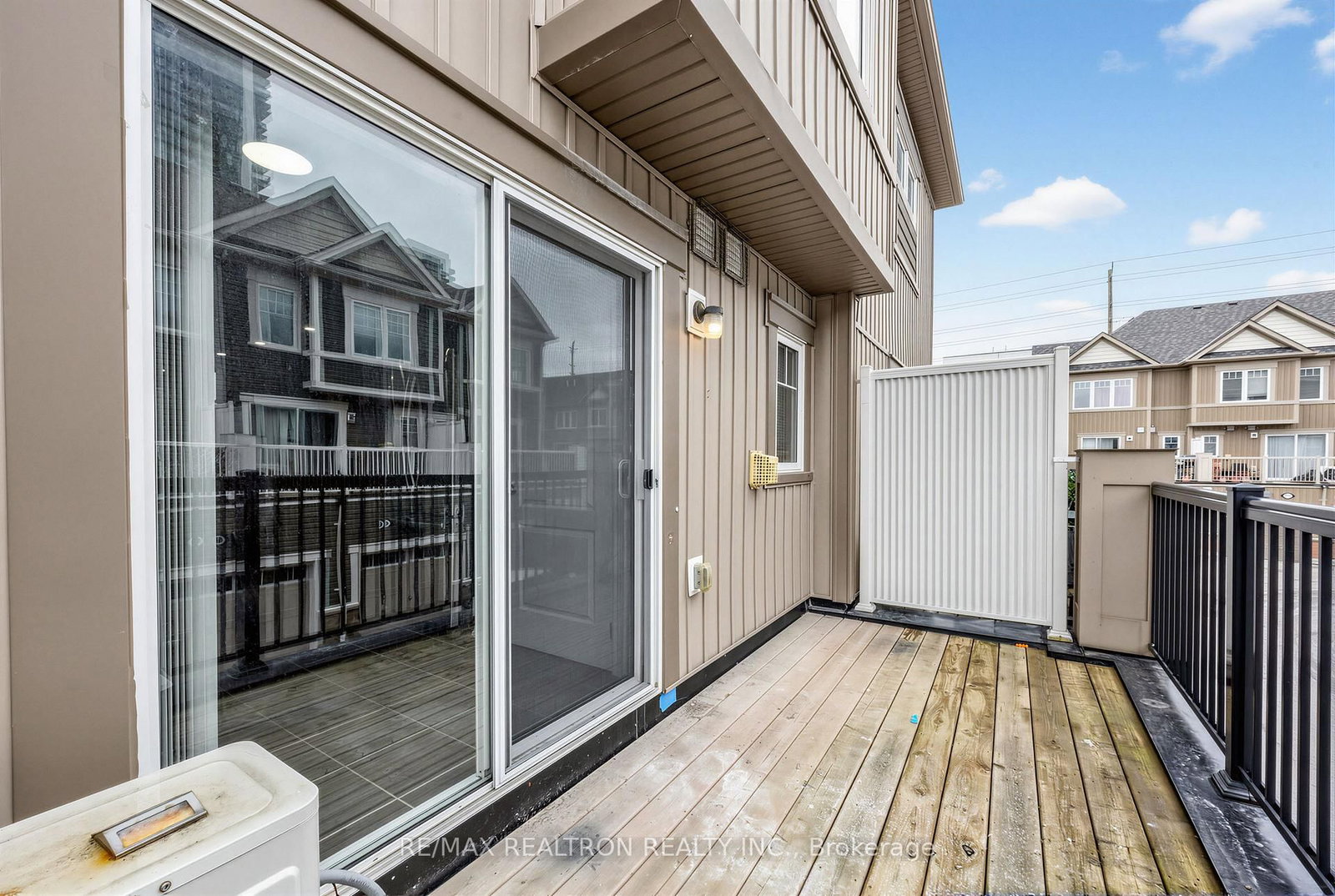 Townhouse for sale at 35-2500 Hill Rise Court, Oshawa, Ontario, L1L 0W2 - Windfields - MLS: E12912080