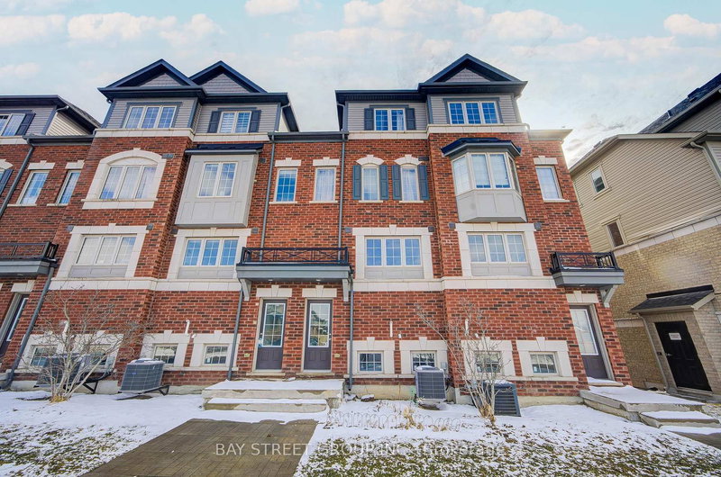 2378 Chevron Prince Path, Oshawa, L1L 0L1 | Image 2