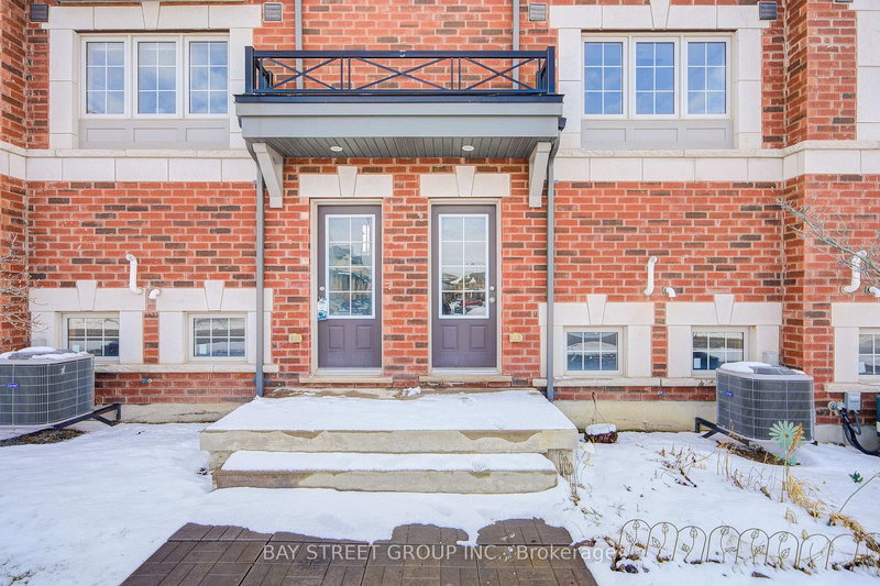 2378 Chevron Prince Path, Oshawa, L1L 0L1 | Image 3