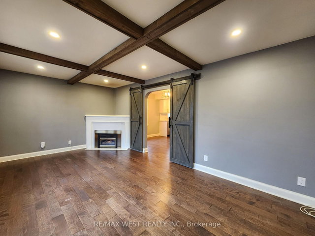 Main - 134 Harmony Road S