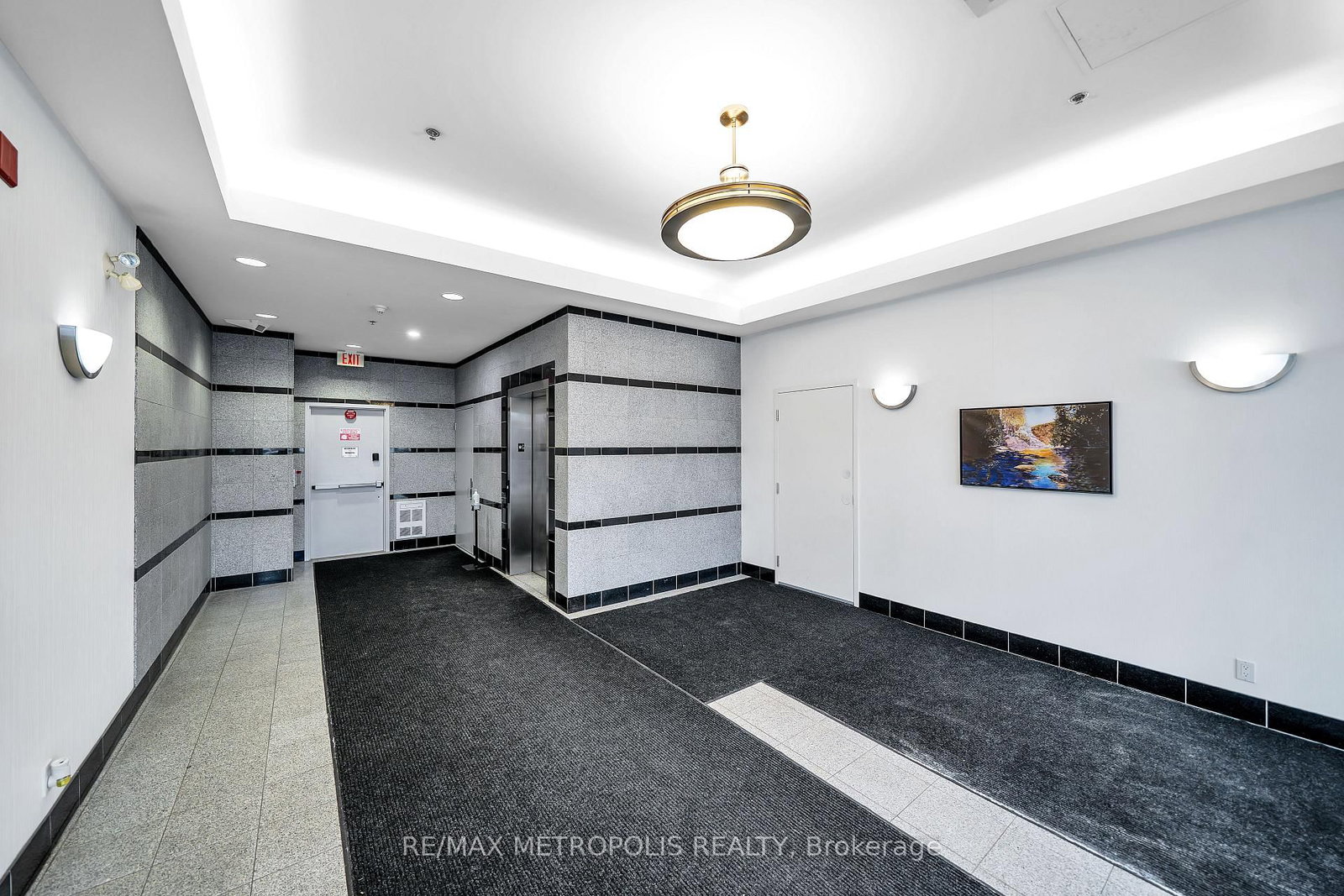 1 Rossland Road W, Unit 209 - Photo 14