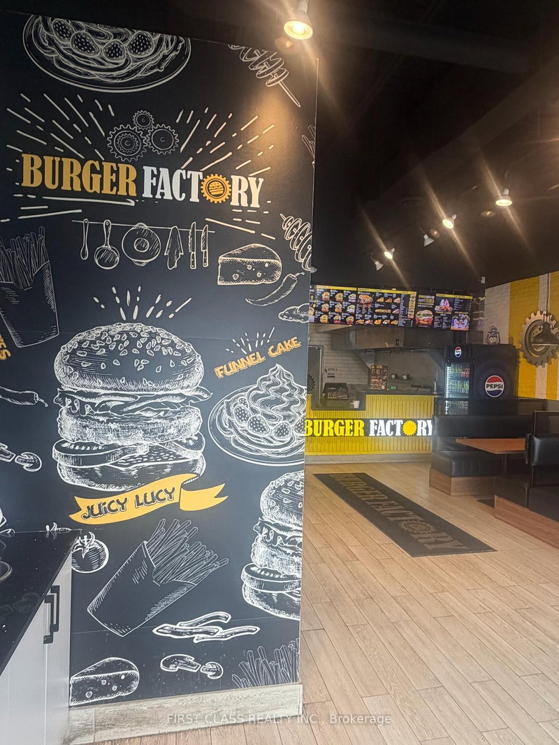 103 - 1639 Durham Hwy 2 Highway, Clarington, L1E 2R6 | Image 3