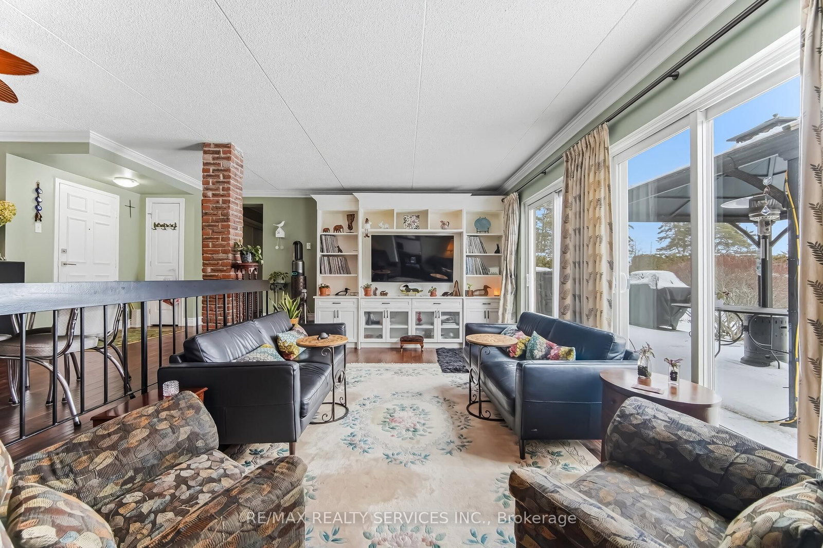 Condo for sale at 105-580 Mary Street, Whitby, Ontario, L1N 2R3 - Downtown Whitby - MLS: E12913162