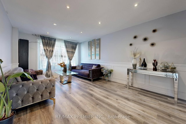 888 Krosno Boulevard