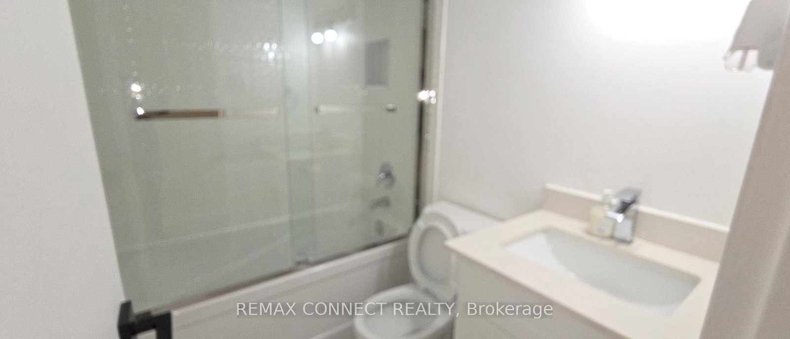 Condo for lease at 108-1950 Kennedy Road, Toronto, Ontario, M1P 4S9 - Dorset Park - MLS: E12914038