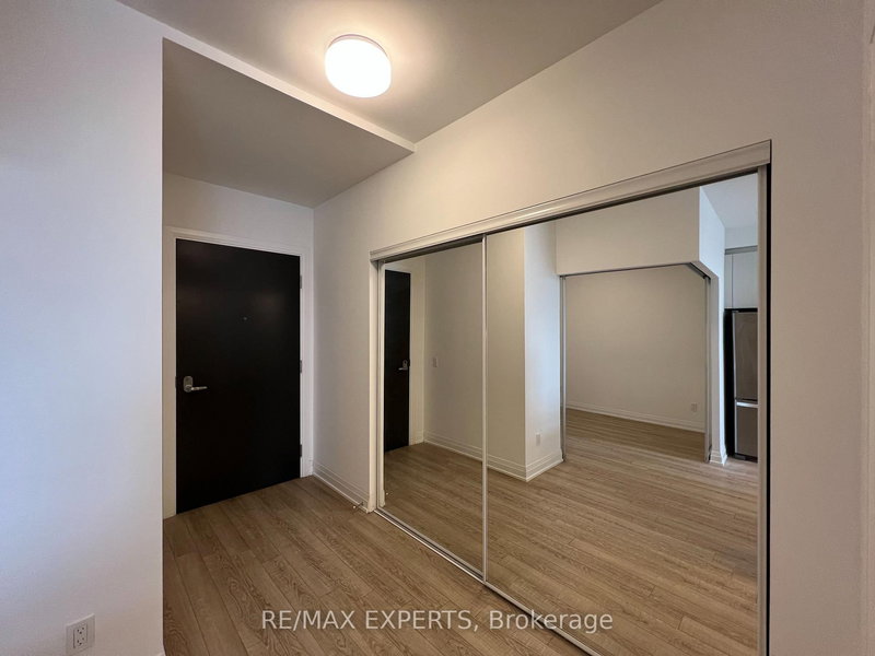 413 - 286 Main St, Toronto, M4C 0B3 | Image 3