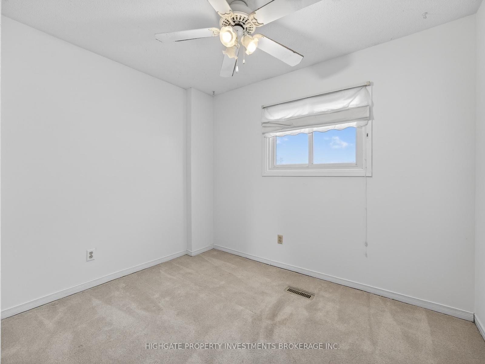 Detached House for sale at 739 Edgewood Road, Pickering, Ontario, L1V 2Z7 - Amberlea - MLS: E12916468